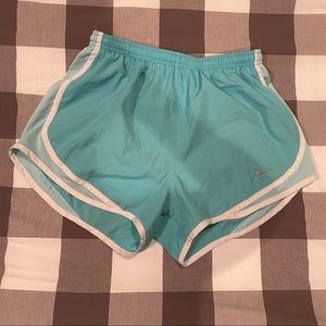 Nike Tempo Short